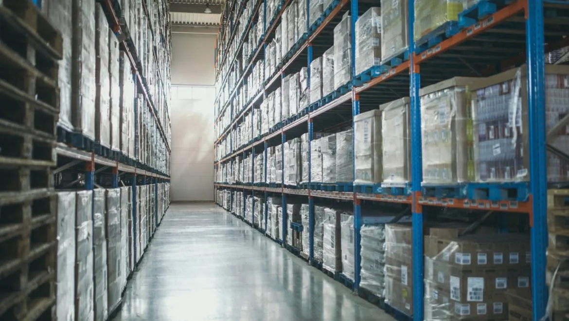 Transform Your Warehouse Into an Organized Storage Space