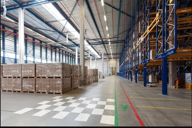 Fulfillment Centers on Customer Satisfaction and Loyalty