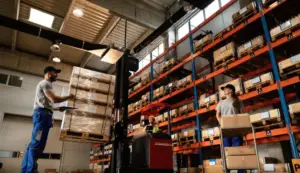 How Seasonal Warehousing Helps Businesses Manage Demand Fluctuations